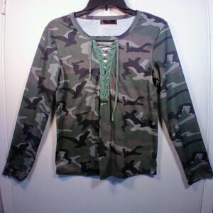 OQC Women's Camo shirt Long-sleeved Lace up Shirt Size: S/M